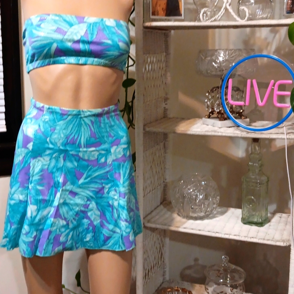 EUC Lingerie Dancewear One of a Kind Turquoise/Purple/White Glows in the Dark